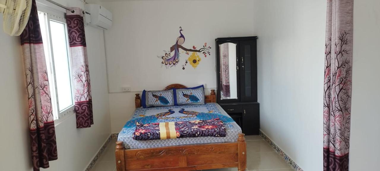 Kavieya Residency Hotel Pūrnānkuppam Bagian luar foto