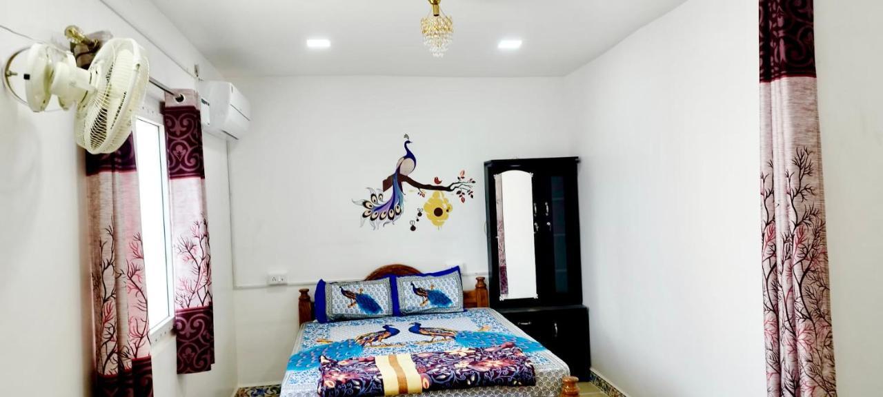 Kavieya Residency Hotel Pūrnānkuppam Bagian luar foto