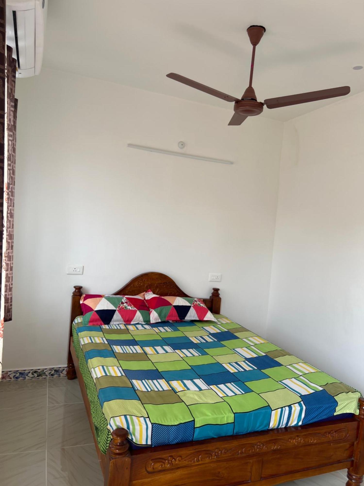 Kavieya Residency Hotel Pūrnānkuppam Bagian luar foto