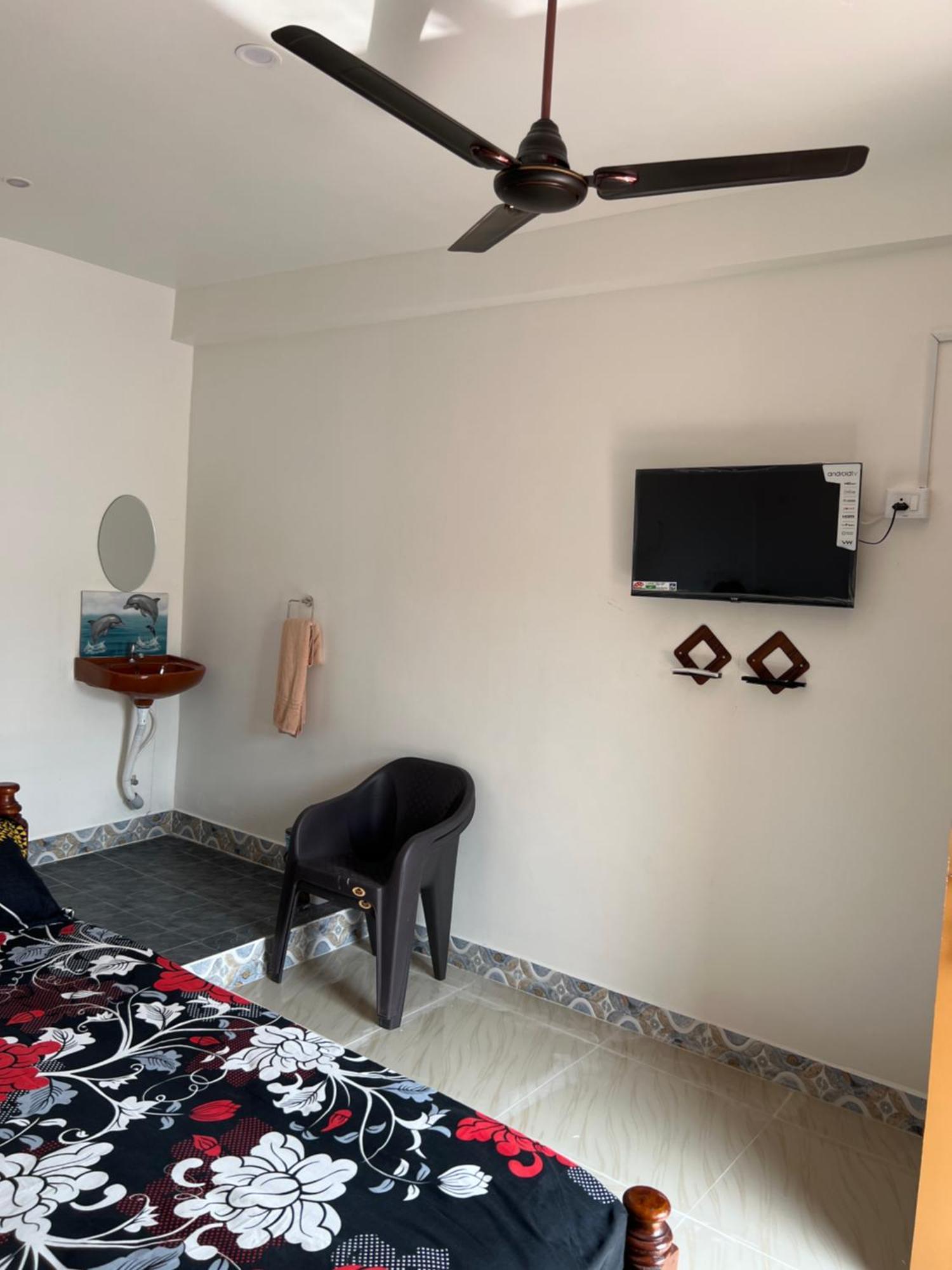 Kavieya Residency Hotel Pūrnānkuppam Bagian luar foto